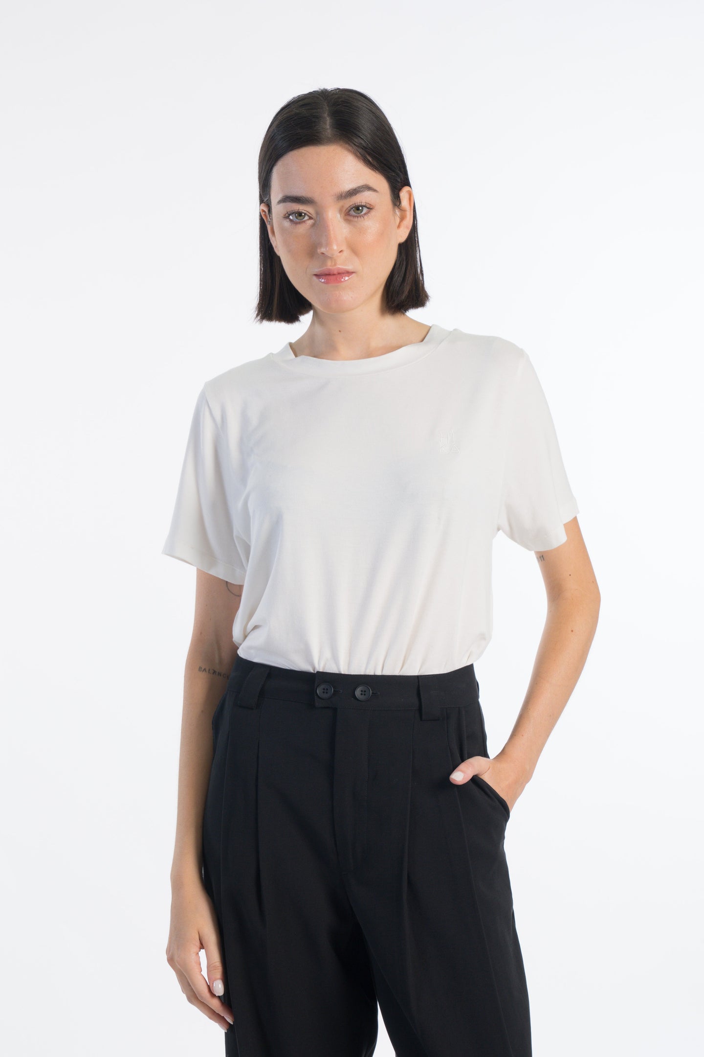 T-SHIRT LAUKI