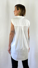 Cargar imagen en el visor de la galería, SHIRT ZURI